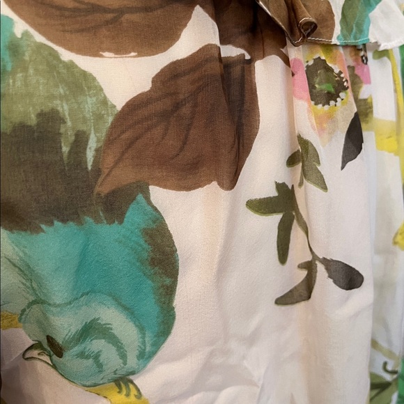 Leifsdottir Anthropologie Silk Floral Blouse.  Size 8.  EUC. - Picture 5 of 9